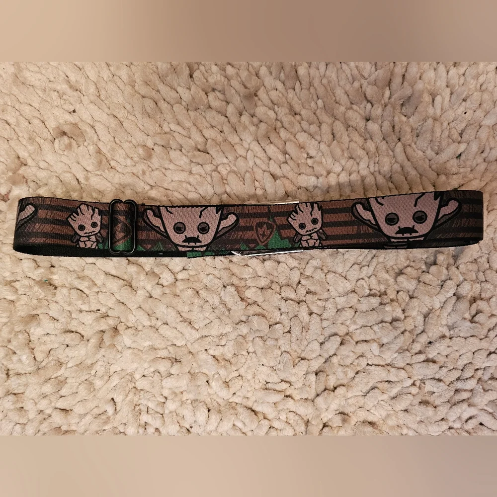 EUC Buckle Down Groot Themed Seatbelt Belt Adjustable Up To 46